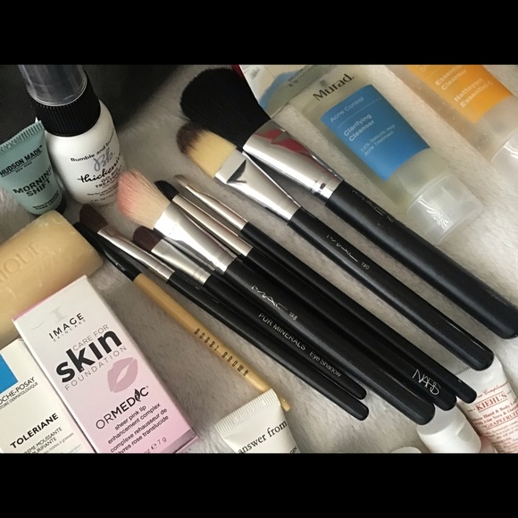 70 Dior, Mac, Nars , Makeup Bags , Makeup Brushes - Picture 6 of 7